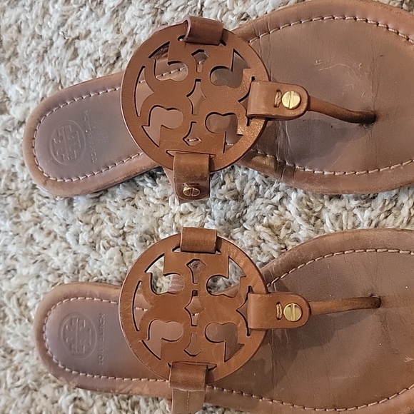 *** SOLD *** Tory Burch Brown Sandals - Picture 2 of 4